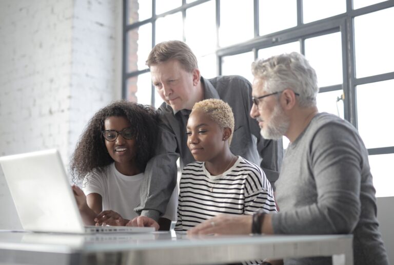 The impact of technology on economic growth in 2025